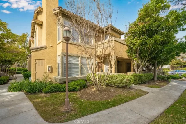 MLS: PW22250477 Condo For Sale