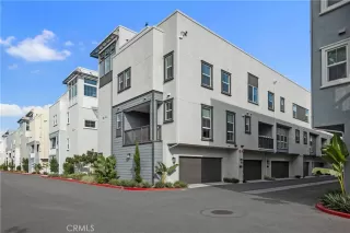 Photo #1: PW22252159 Listing