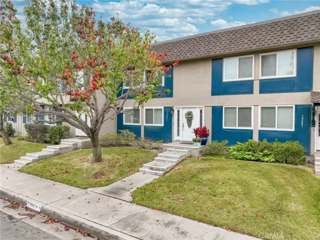 MLS: PW22252265 Condo For Sale