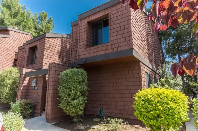 MLS: PW22252791 Condo For Sale