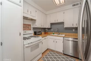 Photo #3: PW22253209 Listing