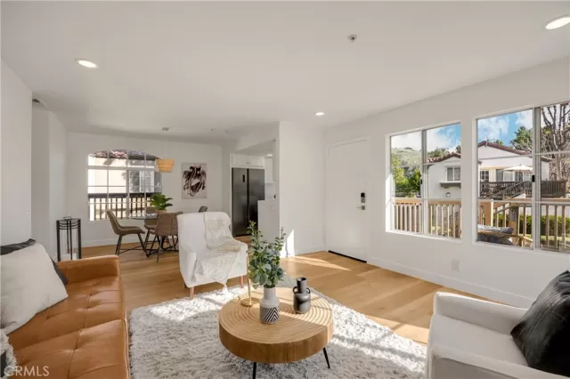 MLS: PW22254811 Condo For Sale