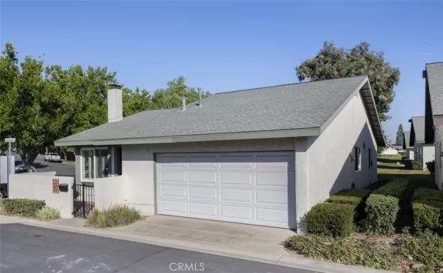 MLS: PW22254821 Condo For Sale