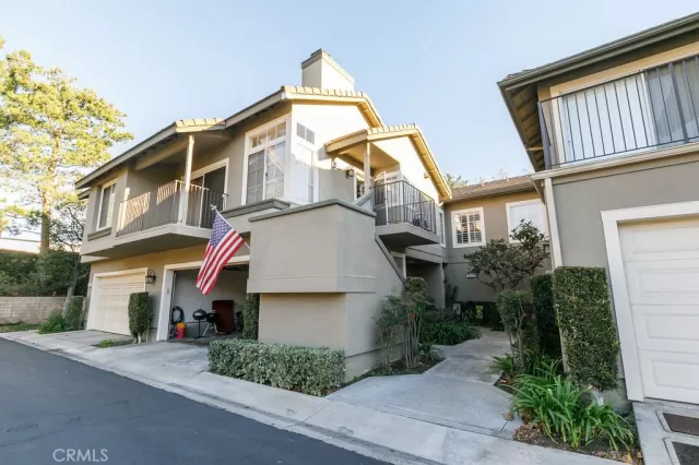 MLS: PW22256730 Condo For Sale