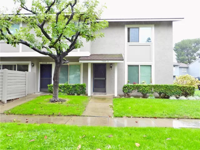 MLS: PW22258110 Condo For Sale