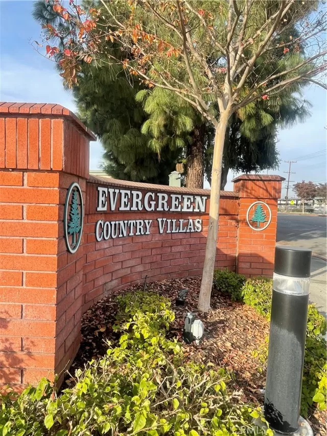 MLS: PW22258873 Condo For Sale