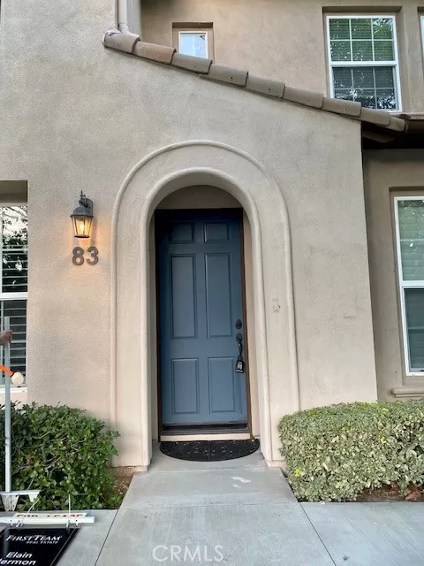 MLS: PW22259398 Condo For Sale