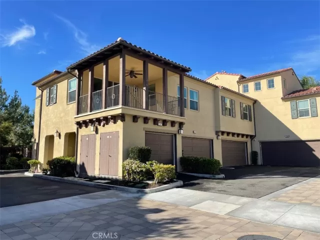 MLS: PW22260585 Condo For Sale