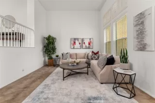 Photo #1: PW22260638 Listing