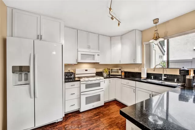 MLS: PW22260931 Condo For Sale