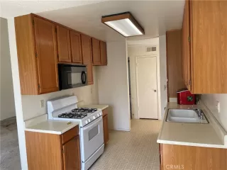 Photo #6: PW23002293 Listing