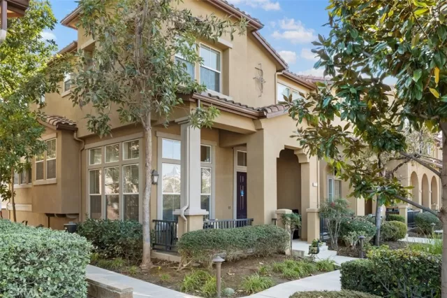 MLS: PW23002423 Condo For Sale