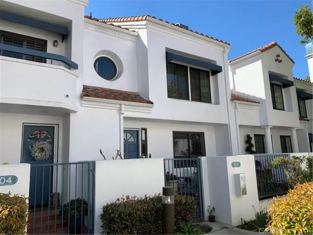 MLS: PW23004347 Condo For Sale