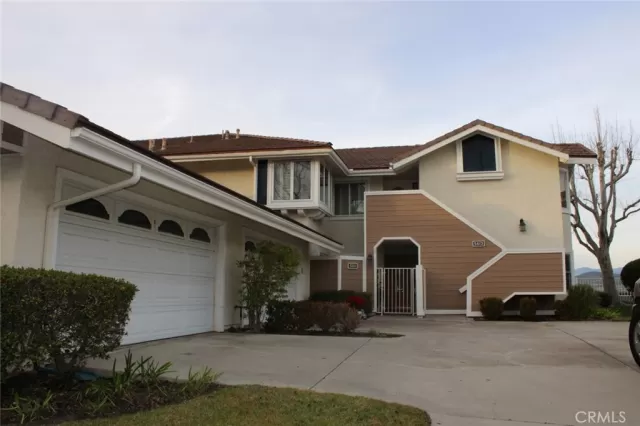 MLS: PW23005794 Condo For Sale