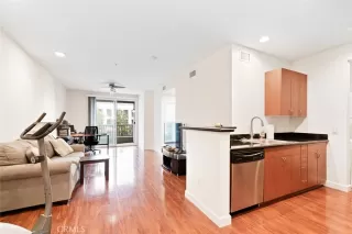 Photo #3: PW23007956 Listing 