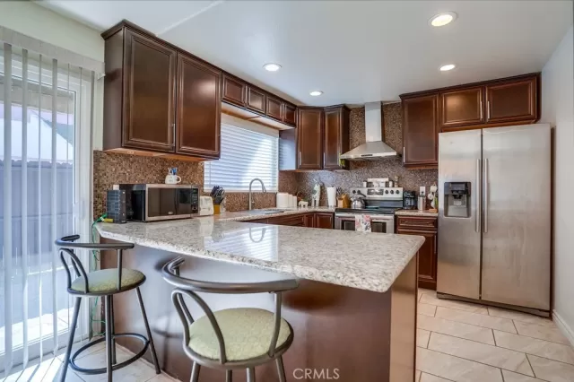 MLS: PW23010578 Condo For Sale