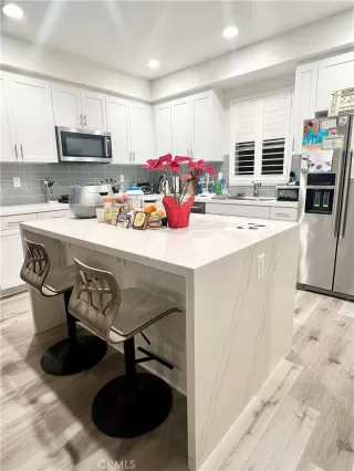 Photo #4: PW23011338 Listing