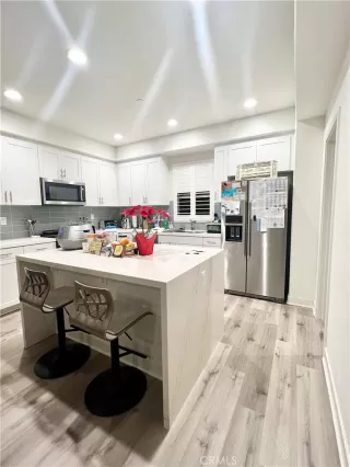 Photo #5: PW23011338 Listing