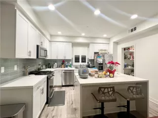 Photo #6: PW23011338 Listing