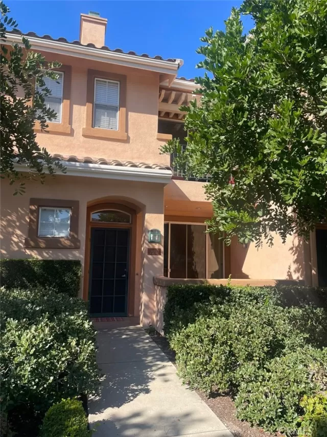 MLS: PW23012401 Condo For Sale