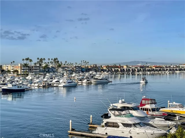 MLS: PW23013441 Condo For Sale