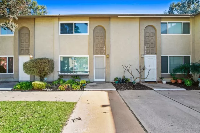 MLS: PW23015501 Condo For Sale