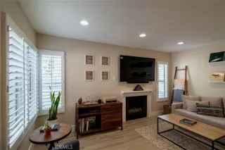 Photo #3: PW23015594 Listing