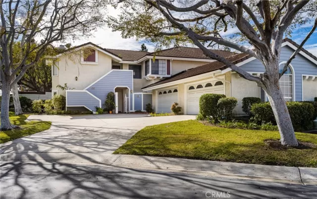 MLS: PW23016709 Condo For Sale