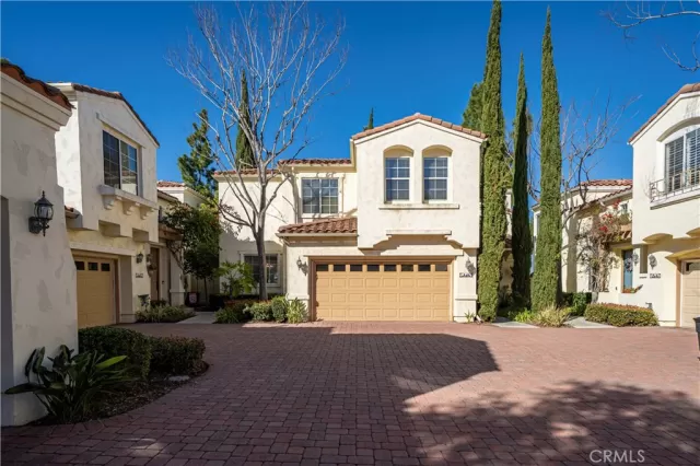 MLS: PW23018747 Condo For Sale