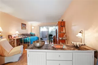 Photo #5: PW23019799 Listing