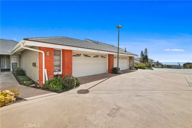 MLS: PW23022681 Condo For Sale