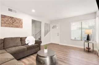 Photo #6: PW23023059 Listing