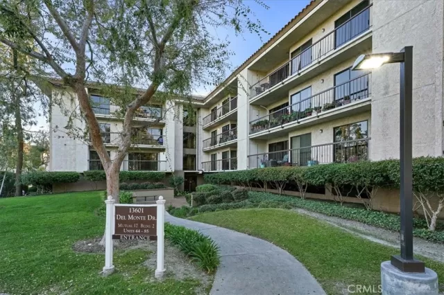 MLS: PW23023144 Condo For Sale