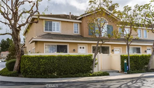 MLS: PW23026013 Condo For Sale