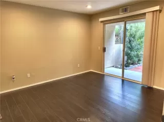 Photo #6: PW23026034 Listing