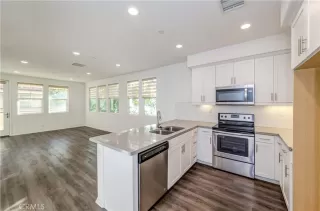 Photo #4: PW23026853 Listing