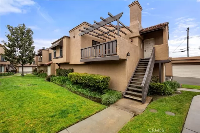 MLS: PW23028048 Condo For Sale