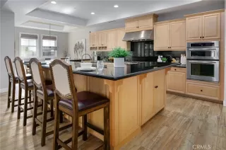 Photo #6: PW23030468 Listing