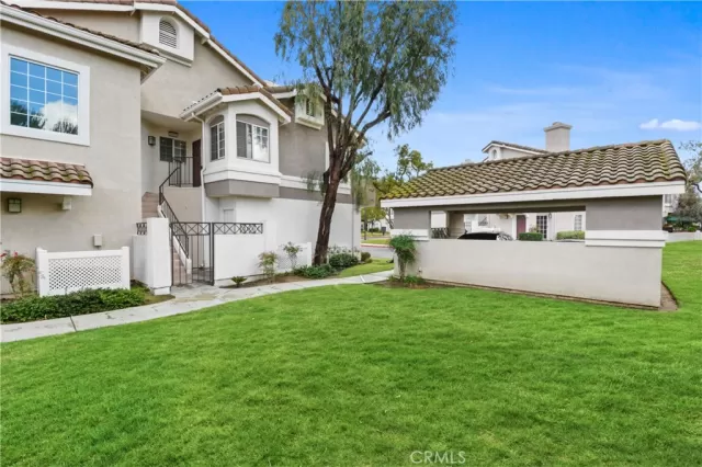 MLS: PW23032801 Condo For Sale