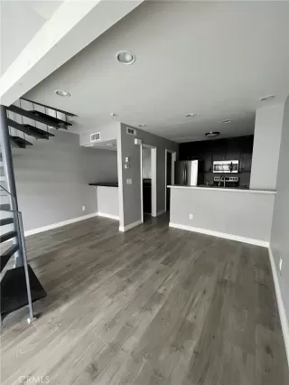 Photo #3: PW23034156 Listing 