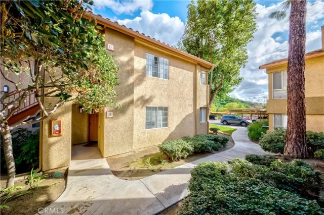 MLS: PW23034247 Condo For Sale