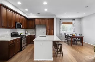 Photo #3: PW23034399 Listing 