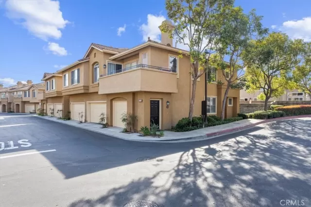 MLS: PW23034656 Condo For Sale