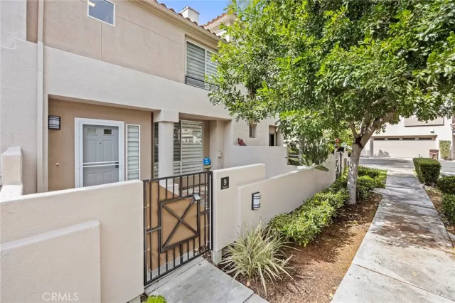 MLS: PW23035097 Condo For Sale