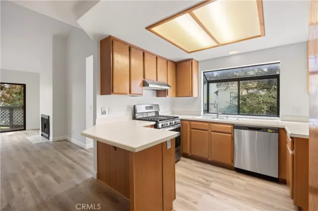 MLS: PW23035249 Condo For Sale