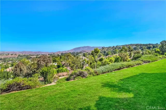 MLS: PW23036189 Condo For Sale