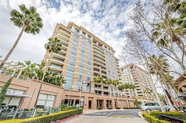 MLS: PW23036986 Condo For Sale