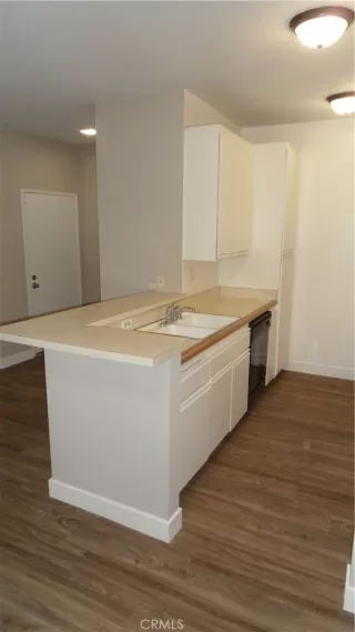 Photo #6: PW23039010 Listing 