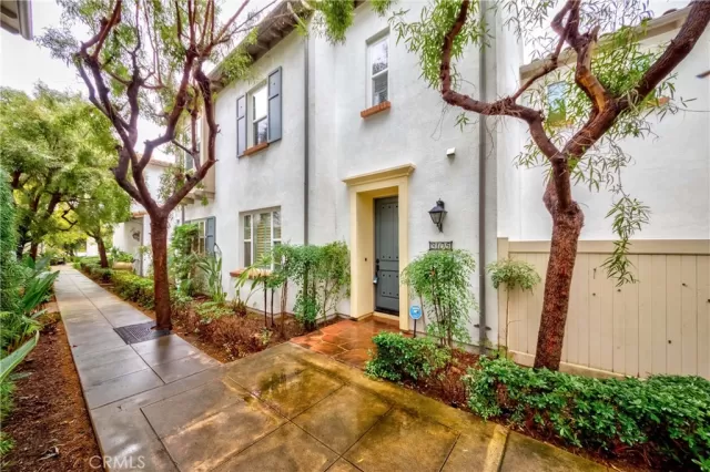 MLS: PW23040581 Condo For Sale