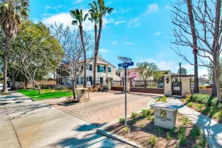 Photo #1: PW23041038 Listing 